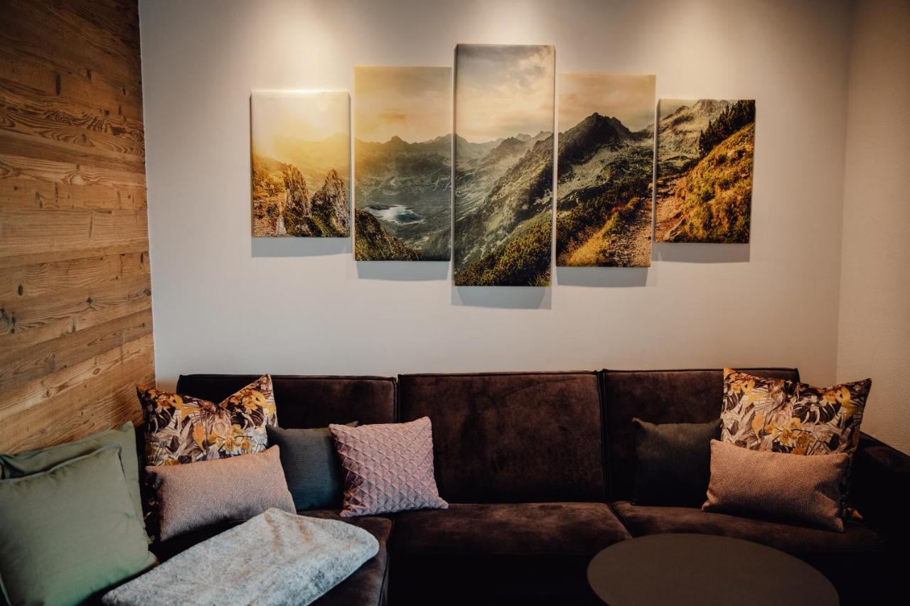 Zillertal Juwel Apartment Fuegen Exterior photo